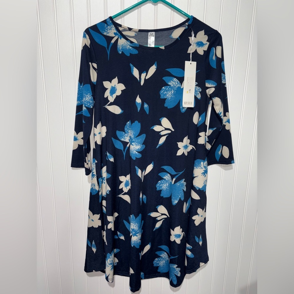 NWT Heathmoor Floral Blue and Cream Dress| Size Medium